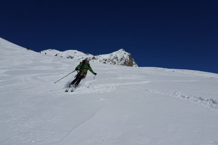 Esquí fuera de pista pirineos Orreaga
