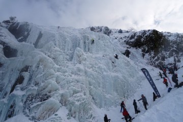 Un apartamento grande y bien equipado, ademas la calefacción va como un tiro. El día no invitaba a subir al monte,estuvo nevando hasta el anochecer.