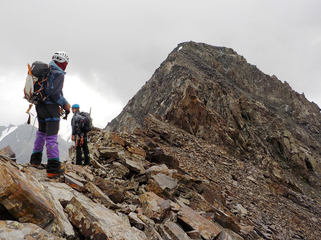 Kyrgyzstan-Terskey Ala Too Range: Lietuvos Alpinistum (4150m)