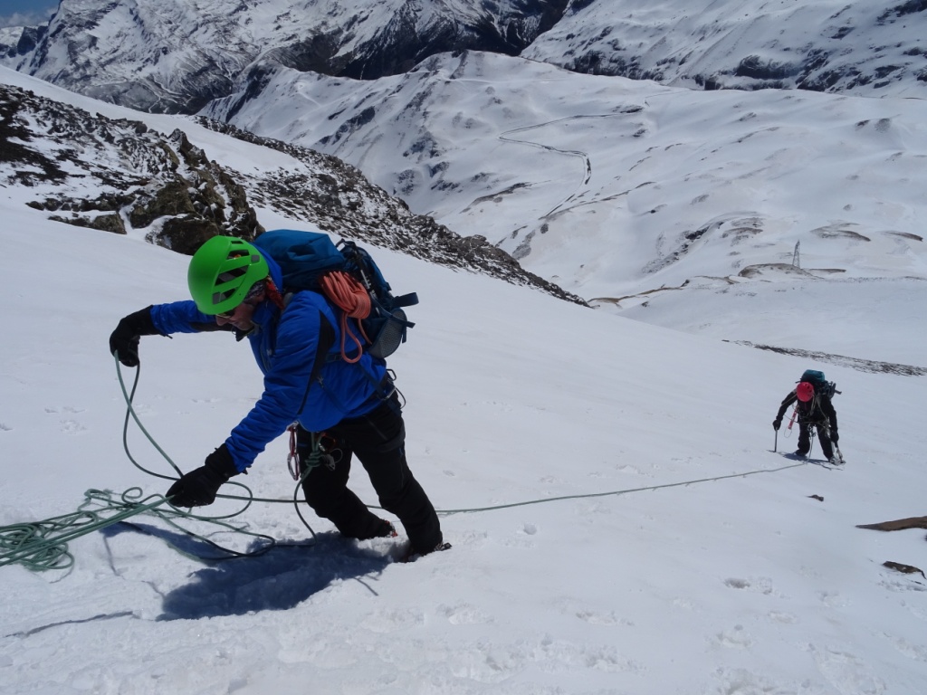 Altos Pirineos-Gavarnie: Curso de alpinismo