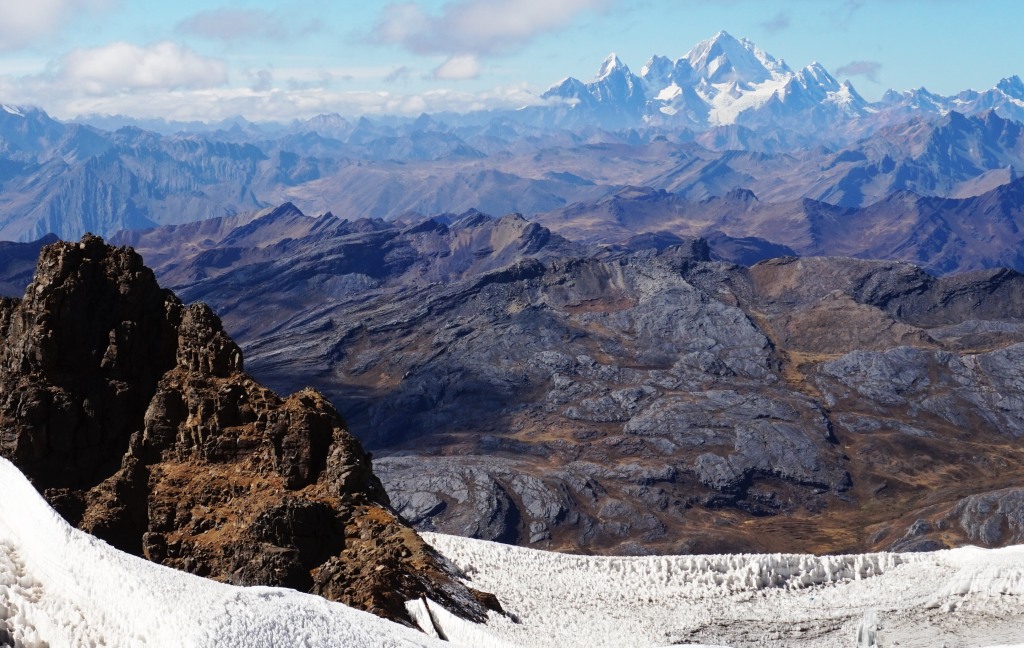 Cordillera Blanca: Nevado Huarapasca (5412 m,AD)