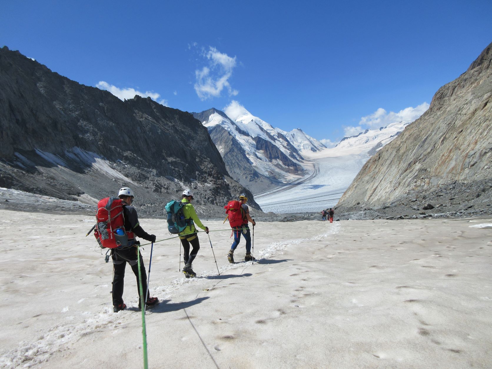 Alpes: Travesia Glaciar en el Oberland Bernes: Grimselpass-Junfraujoch
