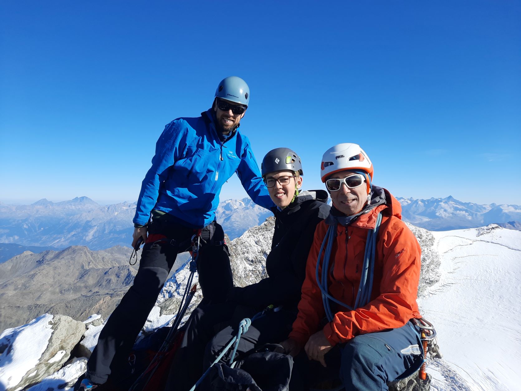 Alpes suizos/italianos: Lagginhorn-Allalinhorn-Almagellerhorn-Gran Paradiso