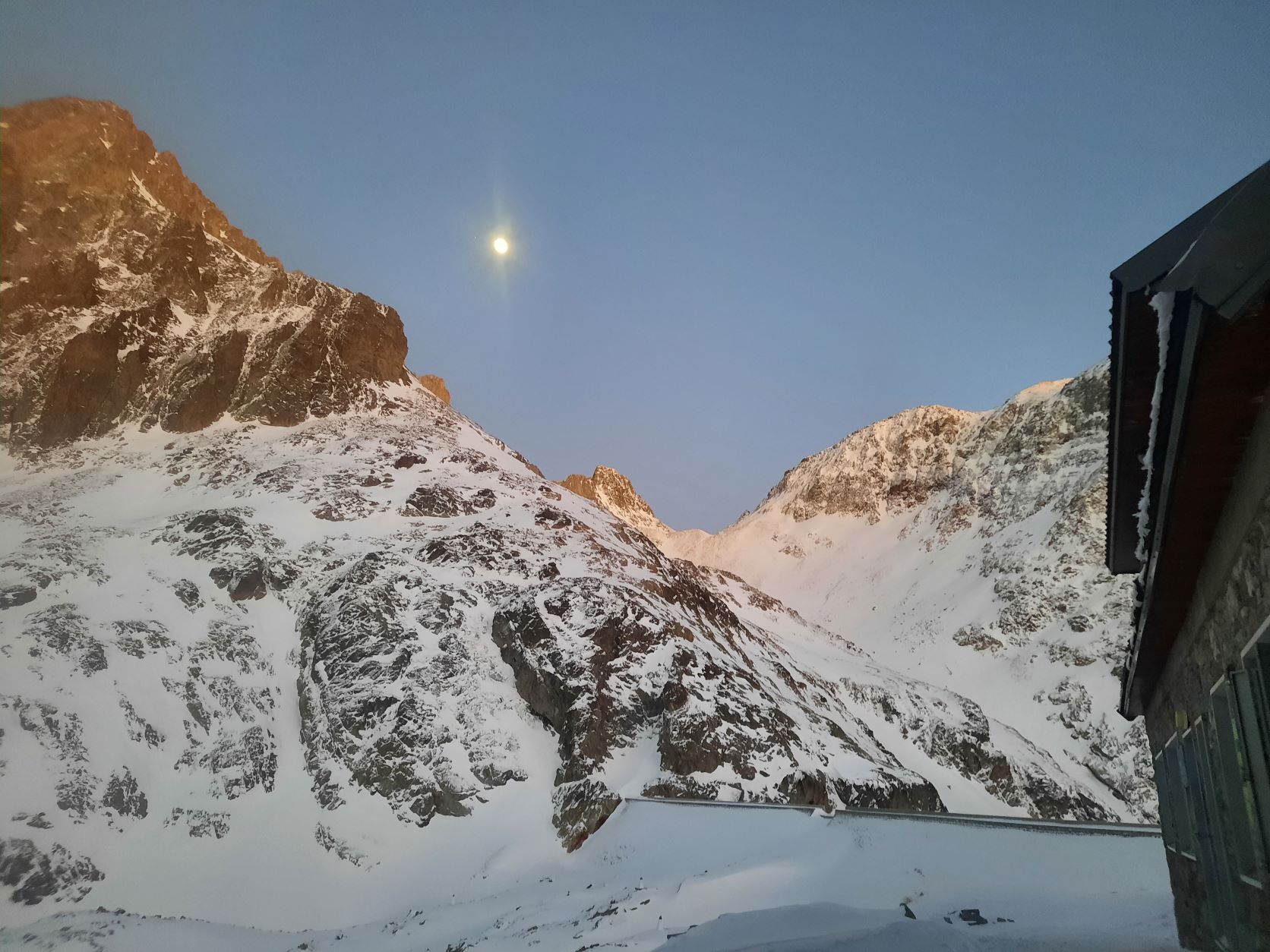Valle de Remuñe-Refuge du Portillon-Refugio de Estos/Esqui de montaña