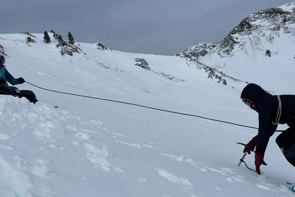 Astun: Curso de iniciacion al alpinismo en el Pirineo Aragones