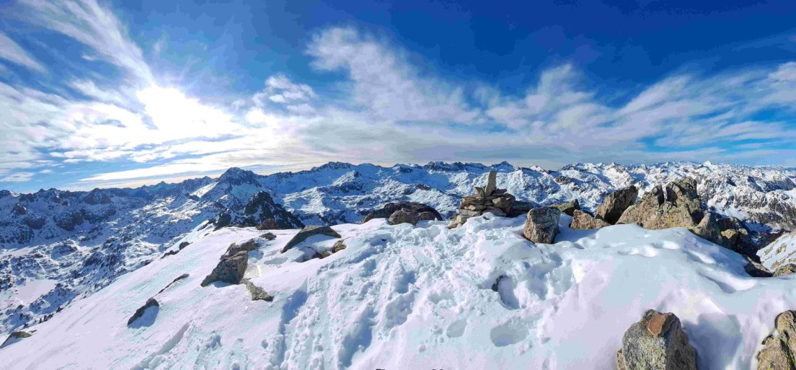 Valle de Aran-Pirineos-esqui de montaña:Vaciver-Rosari-Refugi Saboredo