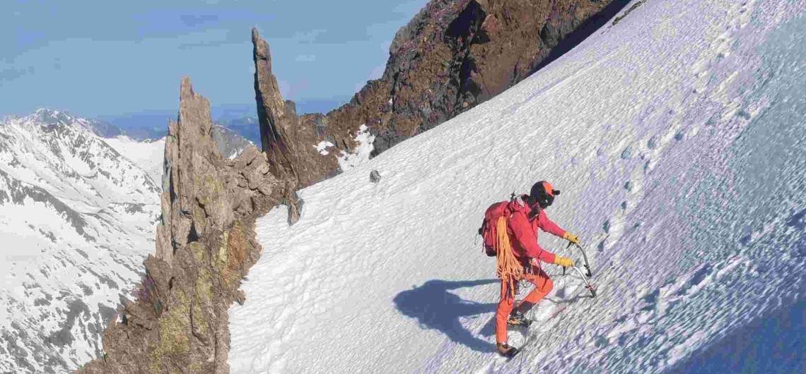 Alpinismo en Pirineos: Posets (3375m)-Corredor Jean Arlaud (250m ,AD+)