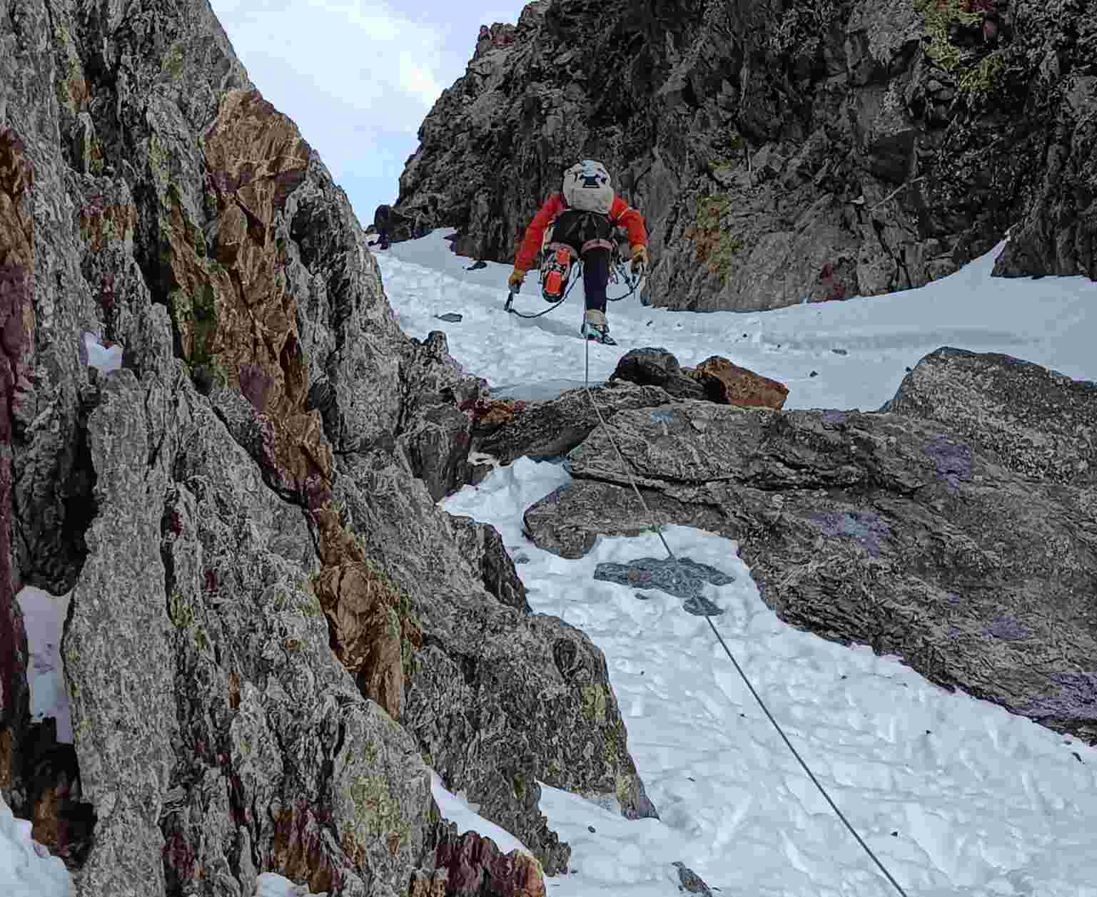 Alpinismo en Pirineos: Posets (3375m)-Corredor Jean Arlaud (250m ,AD+)