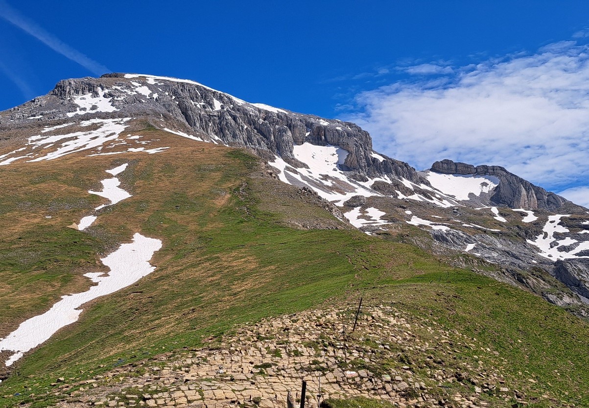 Pirineo Aragones-Bisaurin (2668m)-Corredor NE (300m/AD)