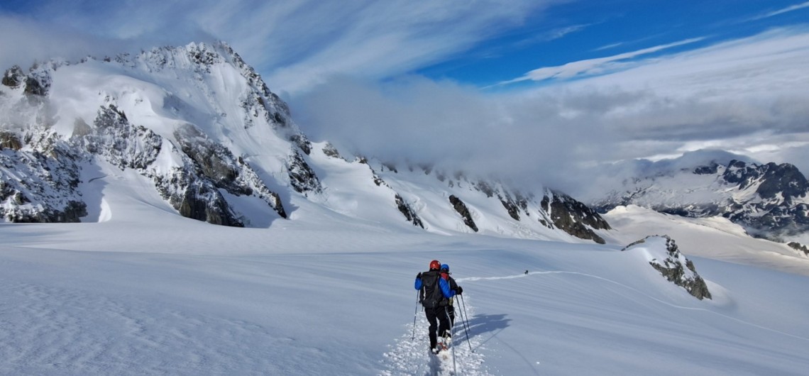 Alpinismo en los Alpes/Chamonix: Tete Blanche(3520 m)-Mont Blanc(4810 m)