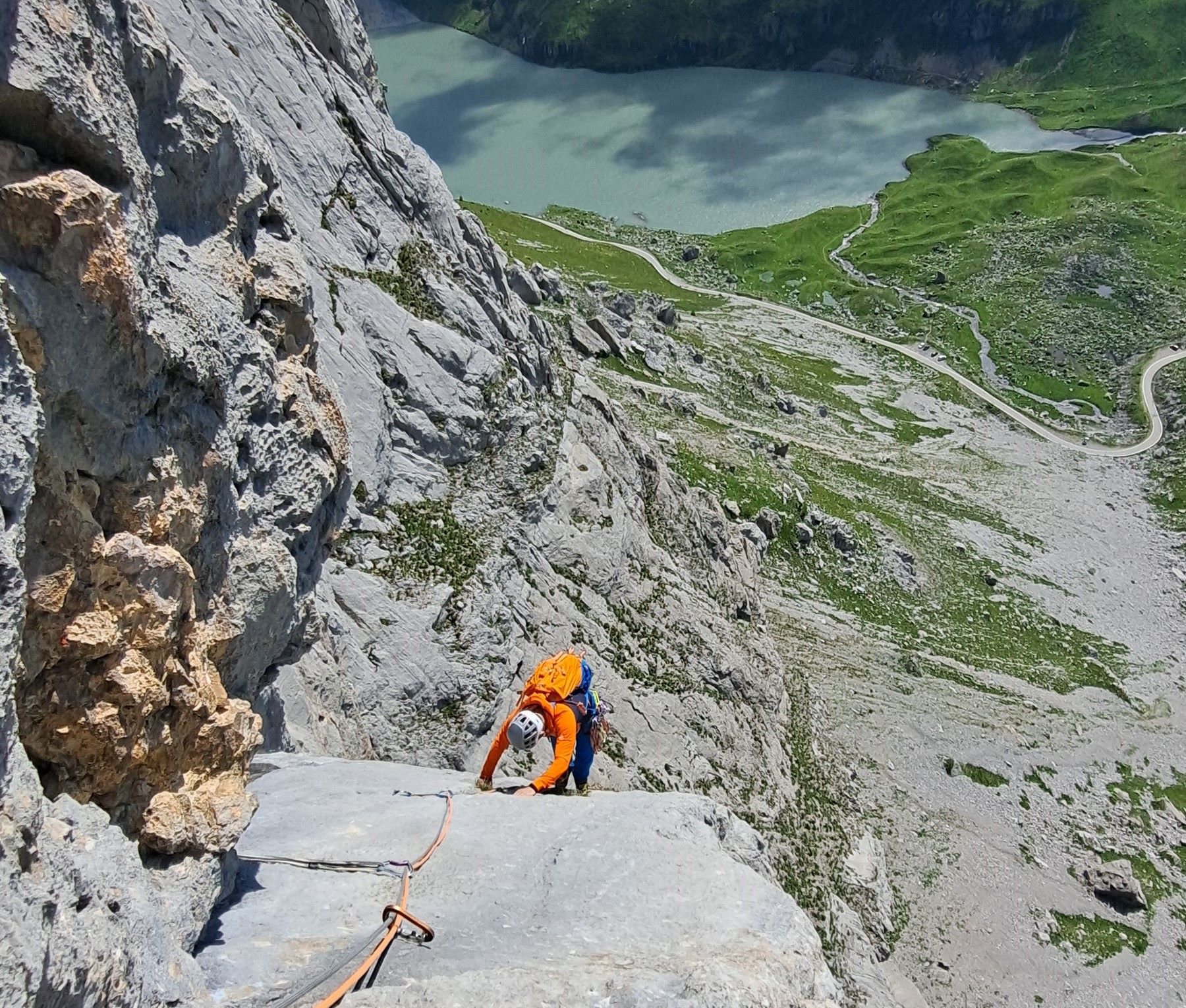 Grimselpass:Fair hands (330m/6ºA+)/Sanetsch: Au bord du vide (250 m/6ºA)