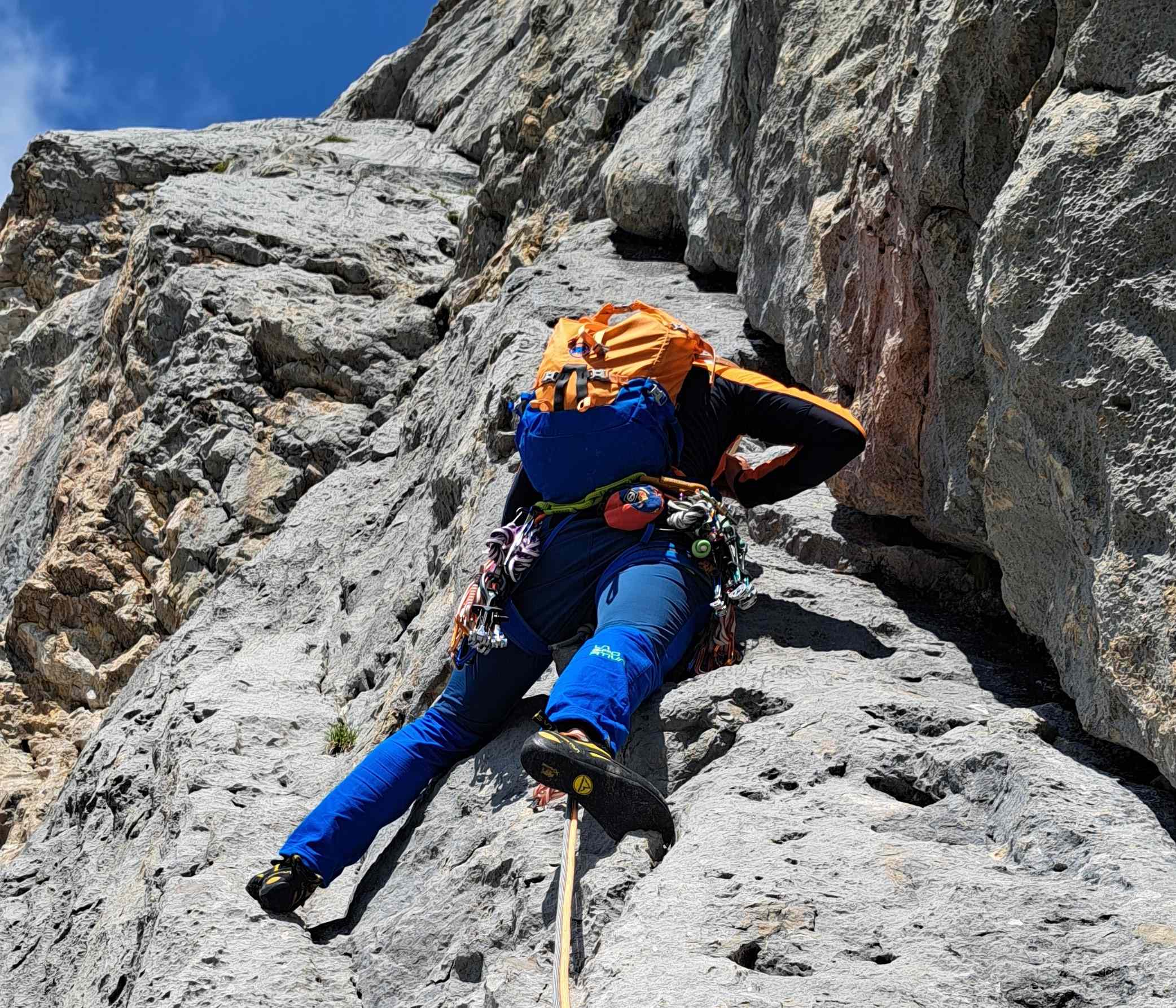 Grimselpass:Fair hands (330m/6ºA+)/Sanetsch: Au bord du vide (250 m/6ºA)