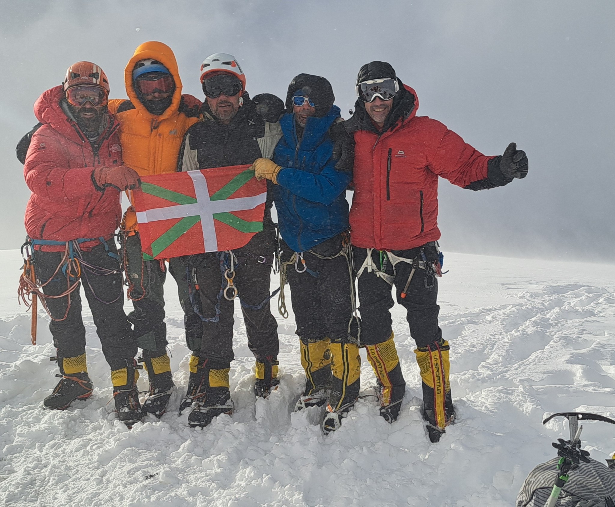 Alpinismo en Pakistan/Baltistan: Spantik (7027m): Arandu/Karakorum