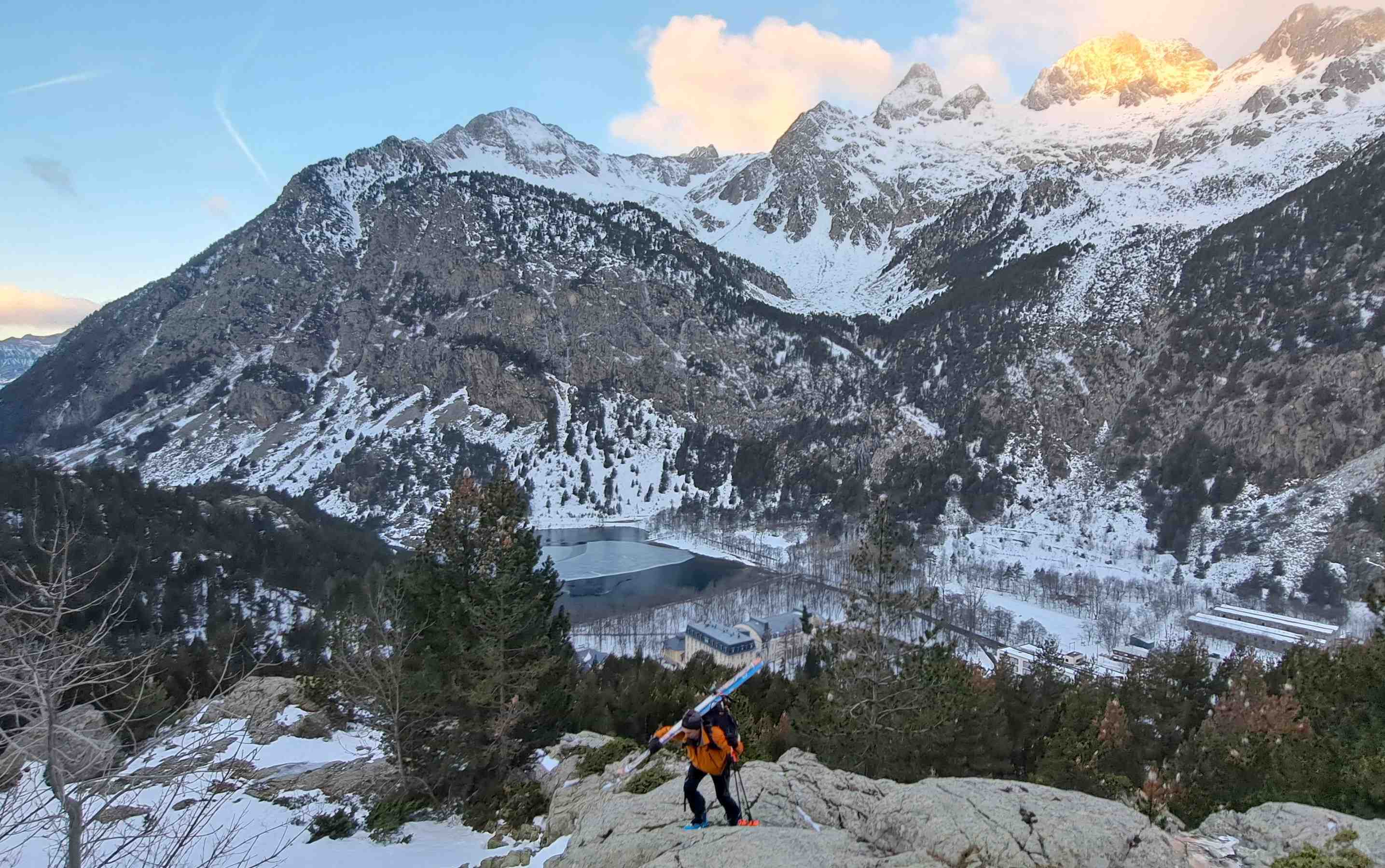 Balneario de Panticosa-Pico Foratulas (2574m)-Esqui de montaña en el Pirineo