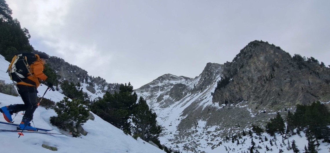 Balneario de Panticosa-Pico Foratulas (2574m)-Esqui de montaña en el Pirineo