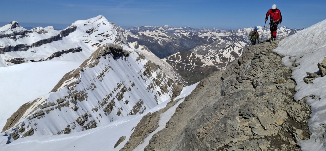Grand Astazou:Couloir Swan (450m/AD)-Gavarnie-Pirineos