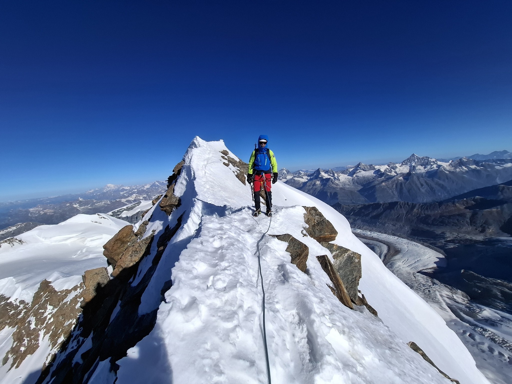 Valle de Aosta/ Rifugio Quintino Sella: Castor-Travesia de los Lyskamm