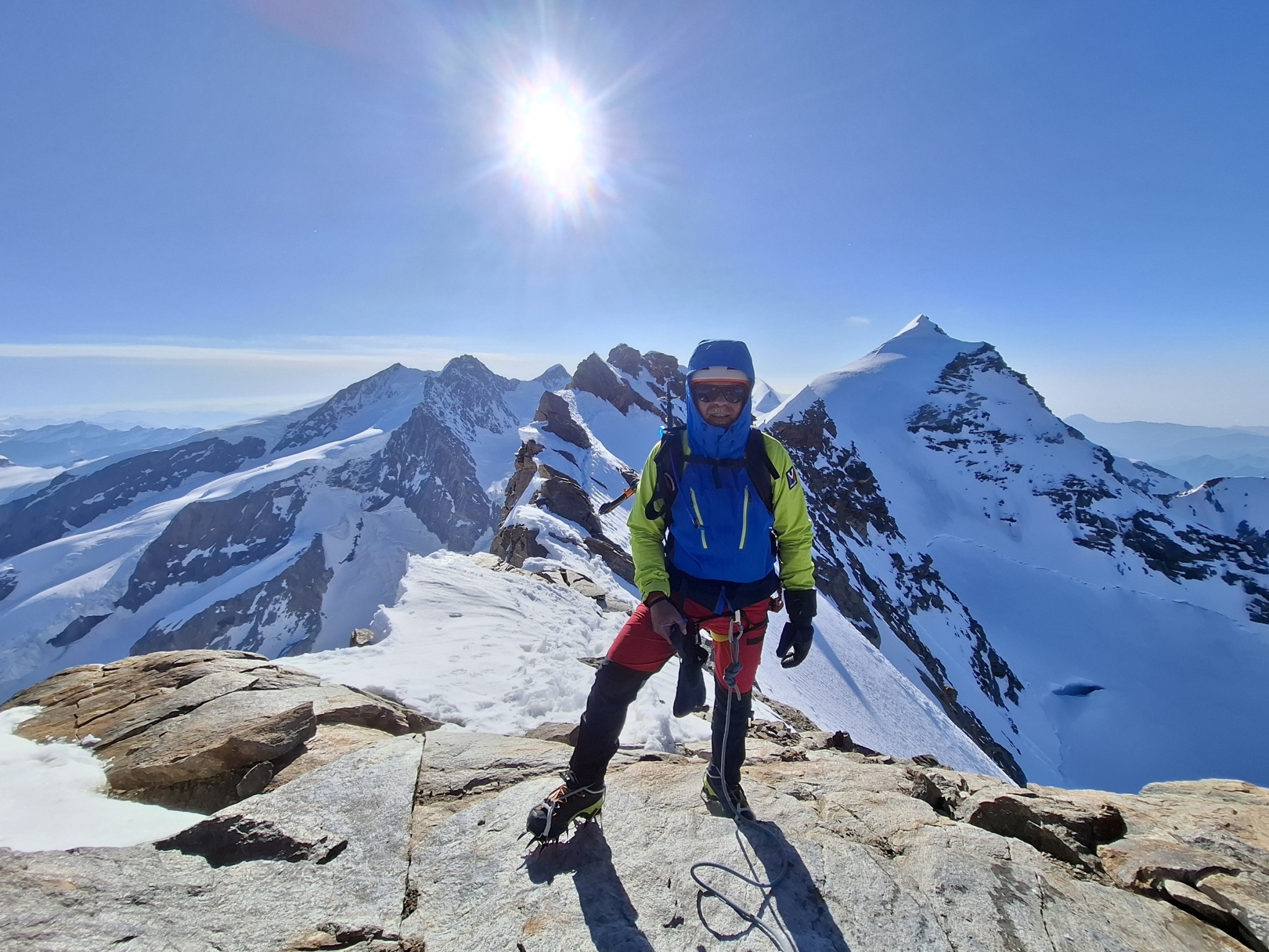 Valle de Aosta/ Rifugio Quintino Sella: Castor-Travesia de los Lyskamm
