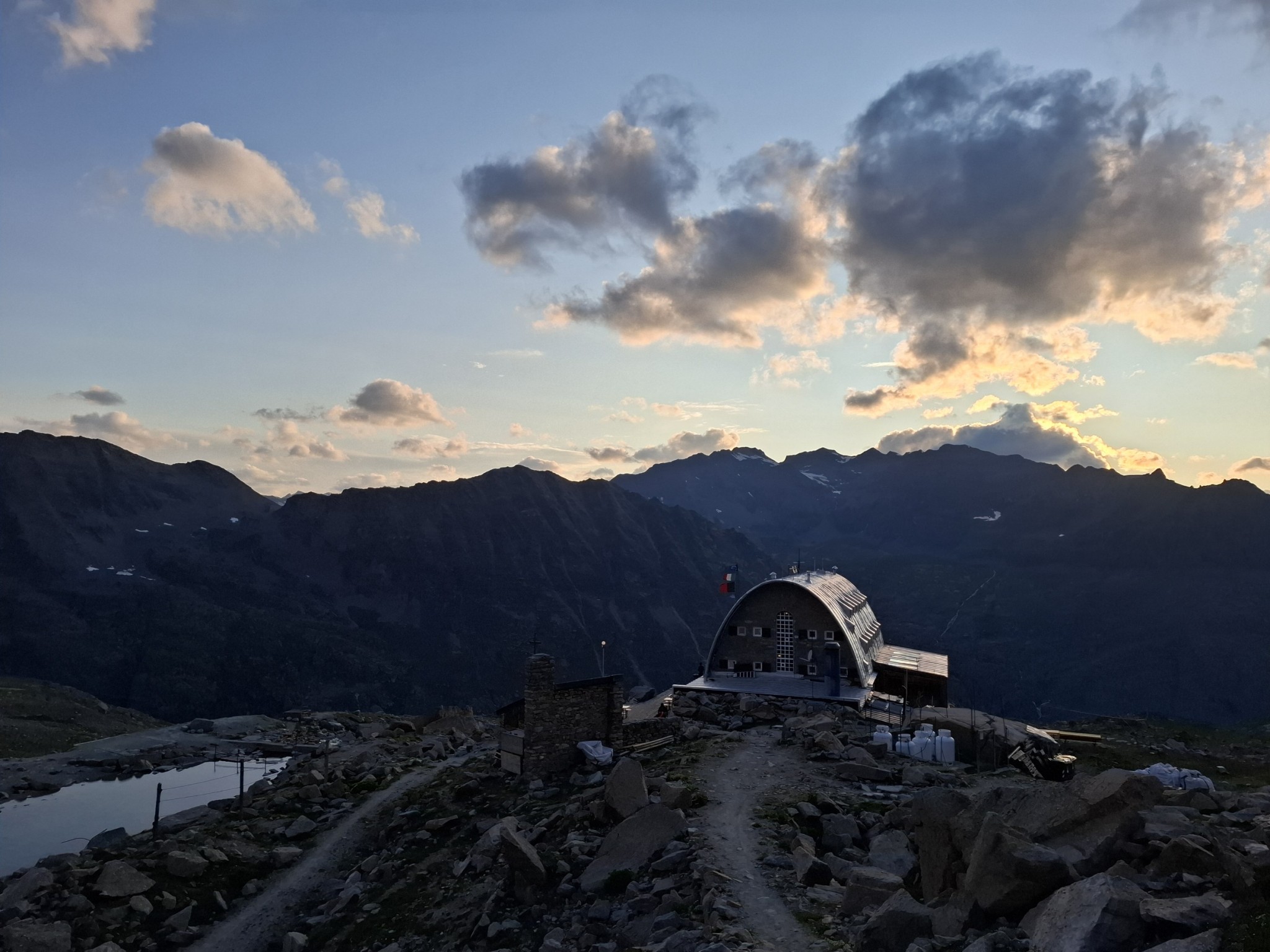 Alpinismo en los Alpes: Gran Paradiso (4061m)-Mont Blanc (4810m)
